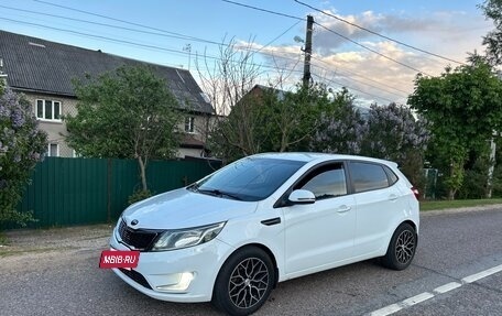 KIA Rio III рестайлинг, 2014 год, 880 000 рублей, 2 фотография