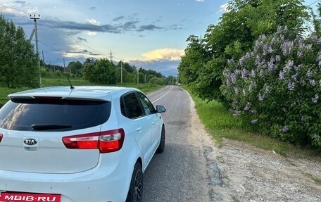 KIA Rio III рестайлинг, 2014 год, 880 000 рублей, 4 фотография