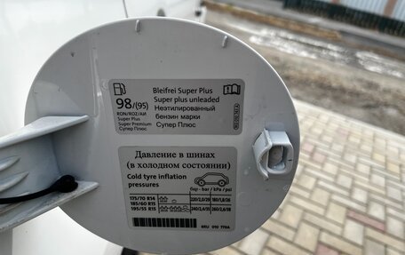 Volkswagen Polo VI (EU Market), 2012 год, 635 000 рублей, 24 фотография