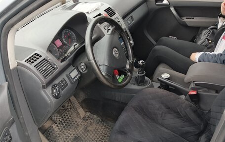 Volkswagen Touran III, 2008 год, 800 000 рублей, 5 фотография