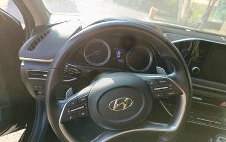 Hyundai Sonata VIII, 2021 год, 2 650 000 рублей, 4 фотография