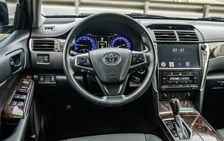 Toyota Camry, 2017 год, 2 498 000 рублей, 15 фотография