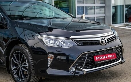 Toyota Camry, 2017 год, 2 498 000 рублей, 10 фотография