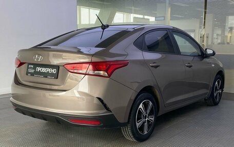 Hyundai Solaris II рестайлинг, 2022 год, 1 650 000 рублей, 6 фотография