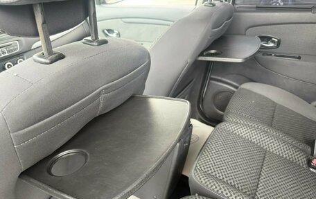 Renault Scenic III, 2011 год, 670 000 рублей, 8 фотография