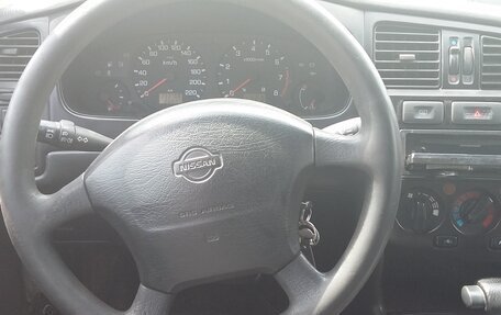 Nissan Primera II рестайлинг, 1997 год, 4 фотография