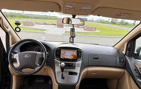 Hyundai H-1 II рестайлинг, 2016 год, 2 300 000 рублей, 8 фотография