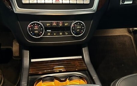 Mercedes-Benz GL-Класс, 2015 год, 4 800 000 рублей, 13 фотография