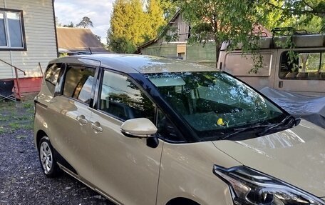 Toyota Sienta II, 2020 год, 1 550 000 рублей, 5 фотография