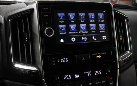 Toyota Land Cruiser 200, 2015 год, 5 347 000 рублей, 19 фотография