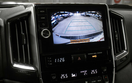 Toyota Land Cruiser 200, 2015 год, 5 347 000 рублей, 20 фотография