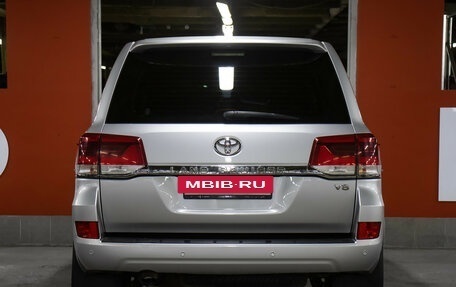 Toyota Land Cruiser 200, 2015 год, 5 347 000 рублей, 7 фотография