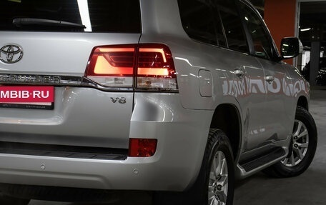 Toyota Land Cruiser 200, 2015 год, 5 347 000 рублей, 25 фотография