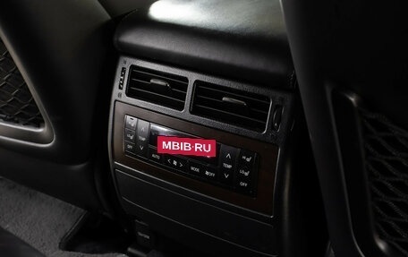 Toyota Land Cruiser 200, 2015 год, 5 347 000 рублей, 22 фотография