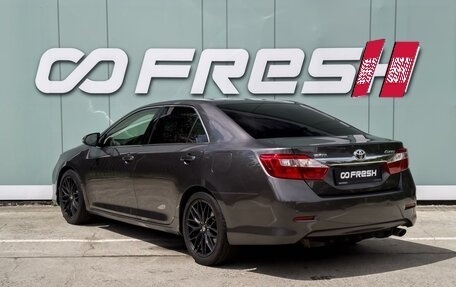 Toyota Camry, 2012 год, 1 750 000 рублей, 2 фотография
