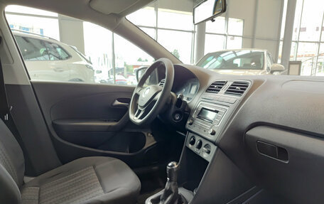 Volkswagen Polo VI (EU Market), 2019 год, 1 281 000 рублей, 13 фотография