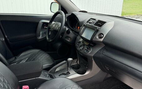 Toyota RAV4, 2010 год, 1 299 999 рублей, 11 фотография