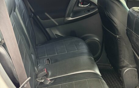 Toyota RAV4, 2010 год, 1 299 999 рублей, 13 фотография