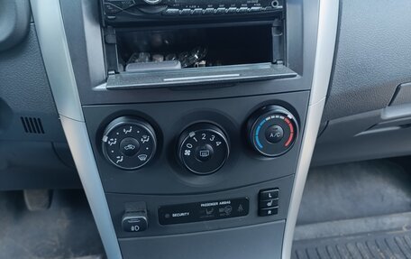 Toyota Corolla, 2011 год, 910 000 рублей, 4 фотография