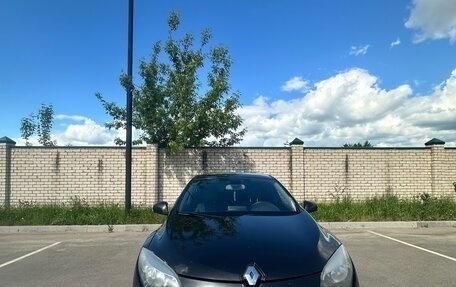 Renault Megane III, 2012 год, 450 000 рублей, 2 фотография