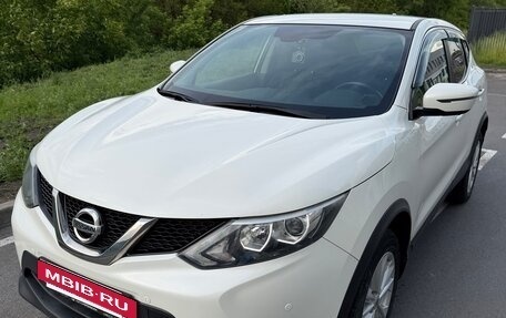 Nissan Qashqai, 2018 год, 1 800 000 рублей, 2 фотография