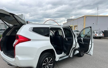 Mitsubishi Pajero Sport III рестайлинг, 2019 год, 3 170 000 рублей, 7 фотография