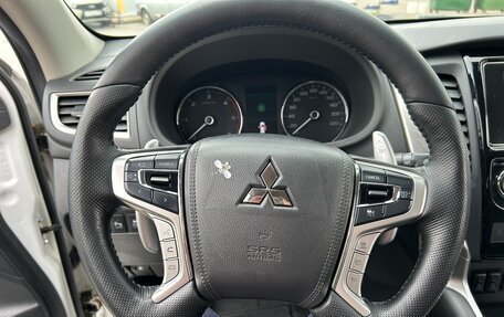Mitsubishi Pajero Sport III рестайлинг, 2019 год, 3 170 000 рублей, 15 фотография