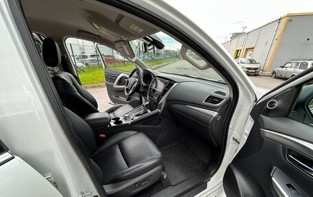 Mitsubishi Pajero Sport III рестайлинг, 2019 год, 3 170 000 рублей, 20 фотография