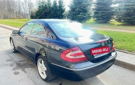 Mercedes-Benz CLK-Класс, 2003 год, 1 590 000 рублей, 2 фотография