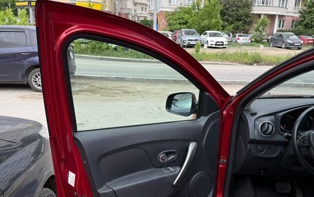 Renault Sandero II рестайлинг, 2016 год, 805 000 рублей, 36 фотография