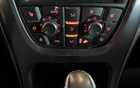 Opel Astra J, 2011 год, 620 000 рублей, 15 фотография