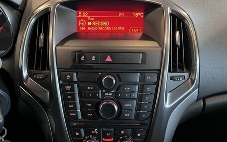 Opel Astra J, 2011 год, 620 000 рублей, 13 фотография