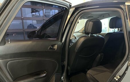 Opel Astra J, 2011 год, 620 000 рублей, 24 фотография