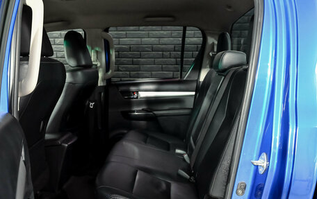 Toyota Hilux VIII, 2016 год, 2 980 000 рублей, 19 фотография