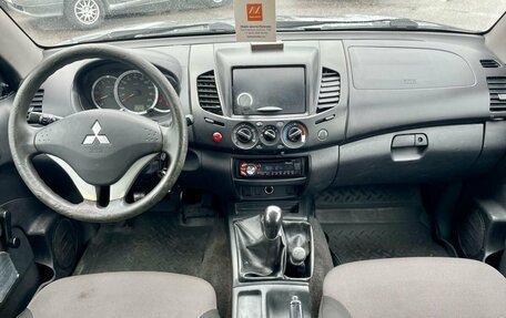 Mitsubishi L200 IV рестайлинг, 2014 год, 649 000 рублей, 11 фотография