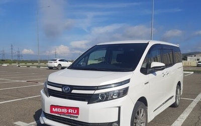 Toyota Voxy III, 2014 год, 1 750 000 рублей, 1 фотография