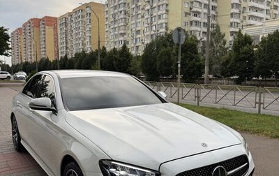 Mercedes-Benz E-Класс, 2021 год, 4 600 000 рублей, 1 фотография