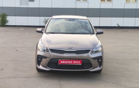KIA Rio IV, 2020 год, 950 000 рублей, 1 фотография