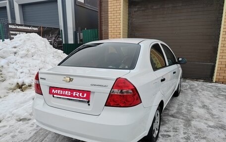 Chevrolet Aveo III, 2010 год, 510 000 рублей, 3 фотография