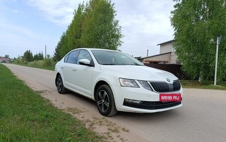 Skoda Octavia, 2018 год, 1 250 000 рублей, 8 фотография
