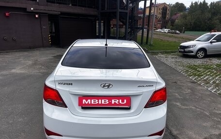 Hyundai Solaris II рестайлинг, 2015 год, 735 000 рублей, 7 фотография