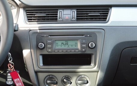 Skoda Rapid I, 2015 год, 609 888 рублей, 13 фотография