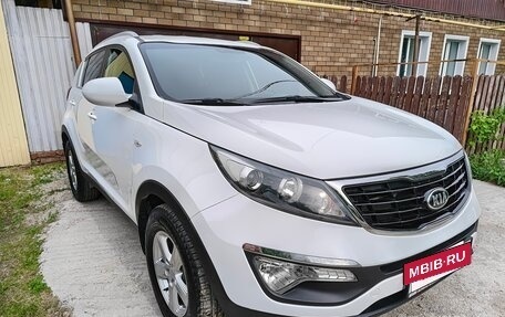 Hyundai i40 I рестайлинг, 2015 год, 1 380 000 рублей, 2 фотография