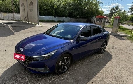 Hyundai Elantra, 2020 год, 2 300 000 рублей, 17 фотография