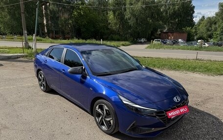 Hyundai Elantra, 2020 год, 2 300 000 рублей, 21 фотография