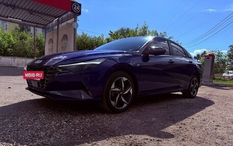 Hyundai Elantra, 2020 год, 2 300 000 рублей, 16 фотография