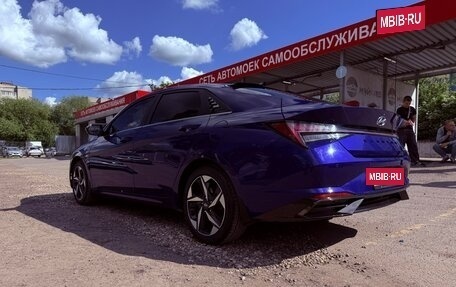 Hyundai Elantra, 2020 год, 2 300 000 рублей, 14 фотография