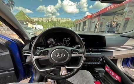 Hyundai Elantra, 2020 год, 2 300 000 рублей, 30 фотография