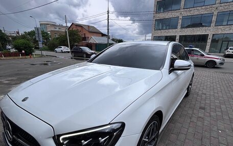 Mercedes-Benz E-Класс, 2021 год, 4 600 000 рублей, 3 фотография