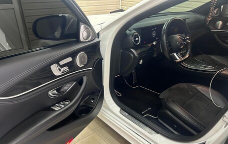 Mercedes-Benz E-Класс, 2021 год, 4 600 000 рублей, 19 фотография